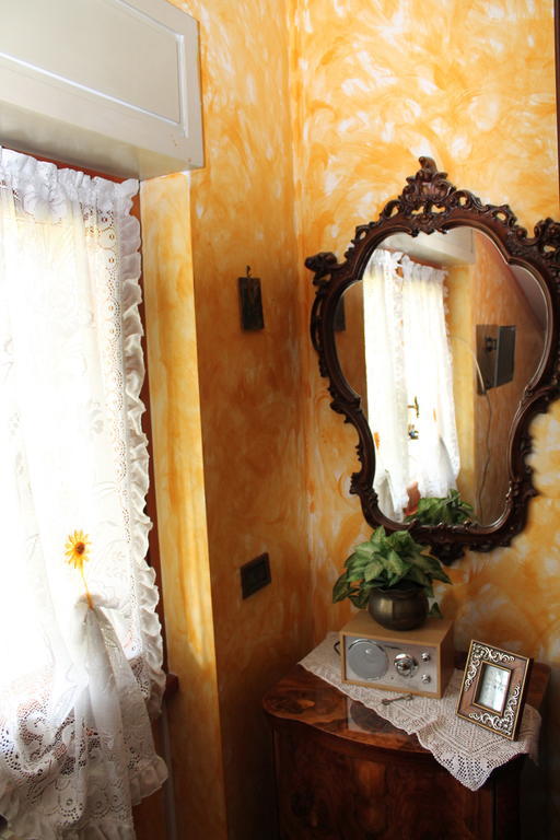 La Casa Della Musica Bed and Breakfast Τσιαμπίνο Δωμάτιο φωτογραφία